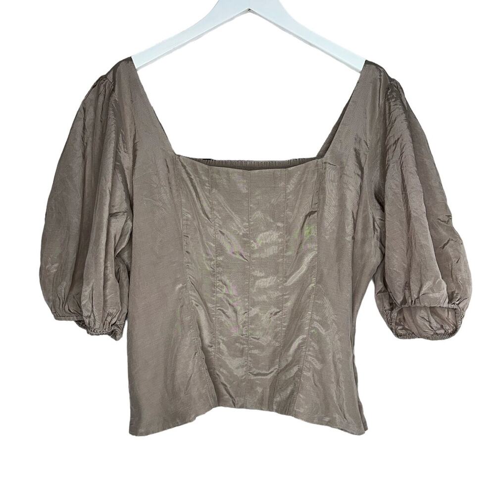 NWT Abercrombie & Fitch Tan Ruched Back Puff Sleeve Crop Top Blouse Size XL - Picture 2 of 9